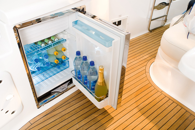 德國(guó)WAECO唯固房車壓縮機(jī)車載側(cè)開門冰箱5 德國(guó)WAECO唯固房車壓縮機(jī)車載側(cè)開門冰箱