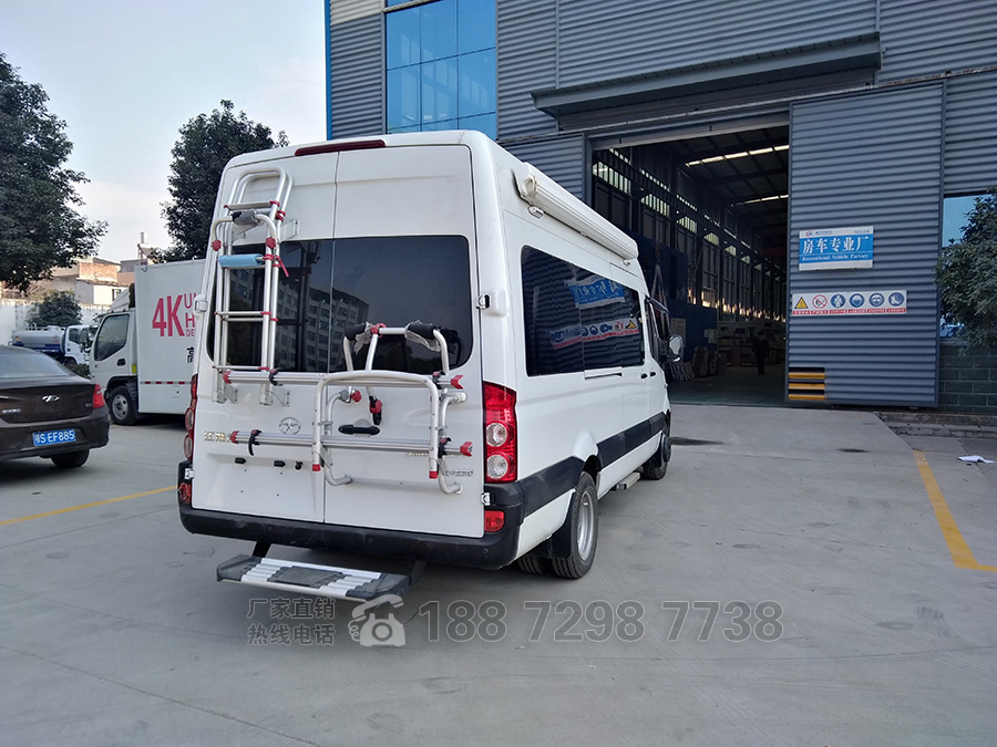 江淮星銳長(zhǎng)軸高頂B型房車(chē)3